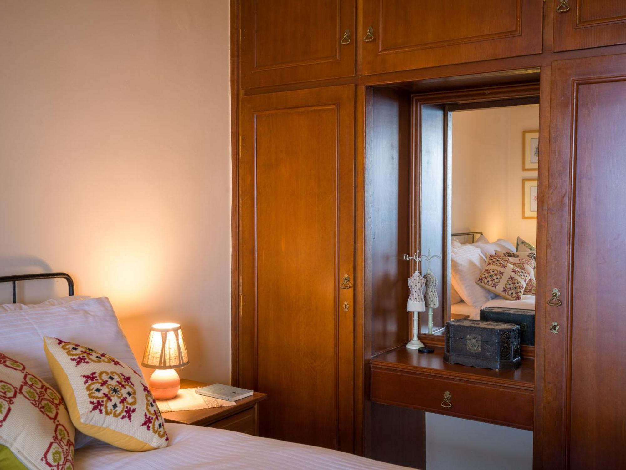 Traditional Luxury Villa Armonia Aigio Bagian luar foto
